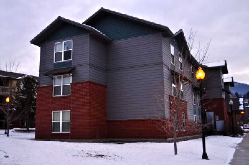 Lewis and Clark Apartment Building